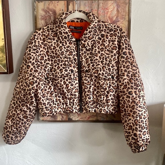 ZARA LEOPARD CROP PUFFER JACKET CROP PUFFER MOTO COAT ANIMAL PRINT FULL ZIP S - Picture 3 of 16
